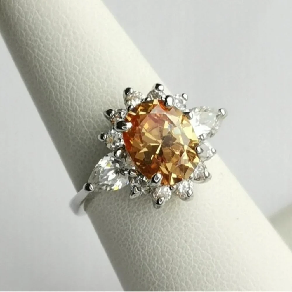 Oval cut Imperial Topaz Cz Halo ring size 7 🆕